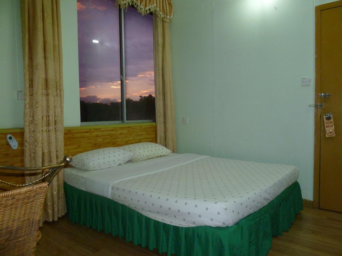 7 Hung Hung Inn Kota Kinabalu Bagian luar foto